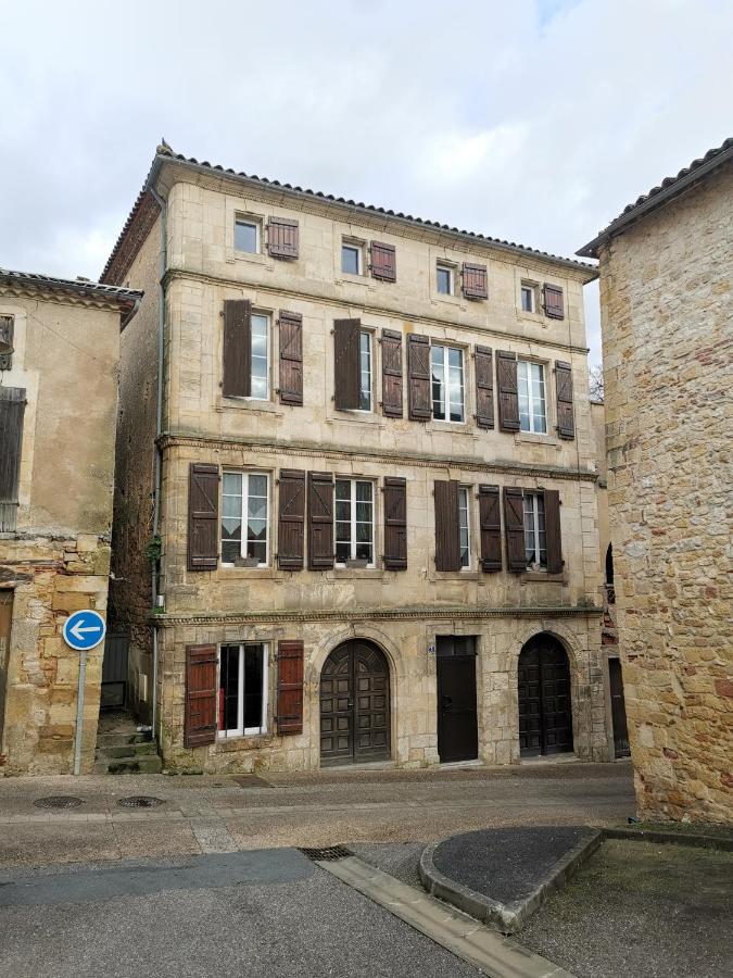 Studio Atypique Immeuble De 1820 Fumel Kültér fotó