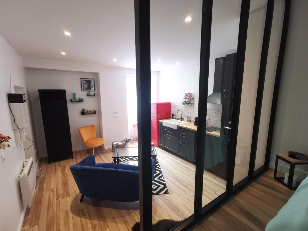 Studio Atypique Immeuble De 1820 Fumel Kültér fotó